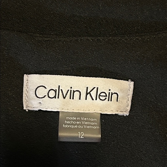 Calvin Klein Black Sleeveless V-Neck Cropped Leg Tie Waist Jumpsuit, Size 12 - Picture 4 of 7